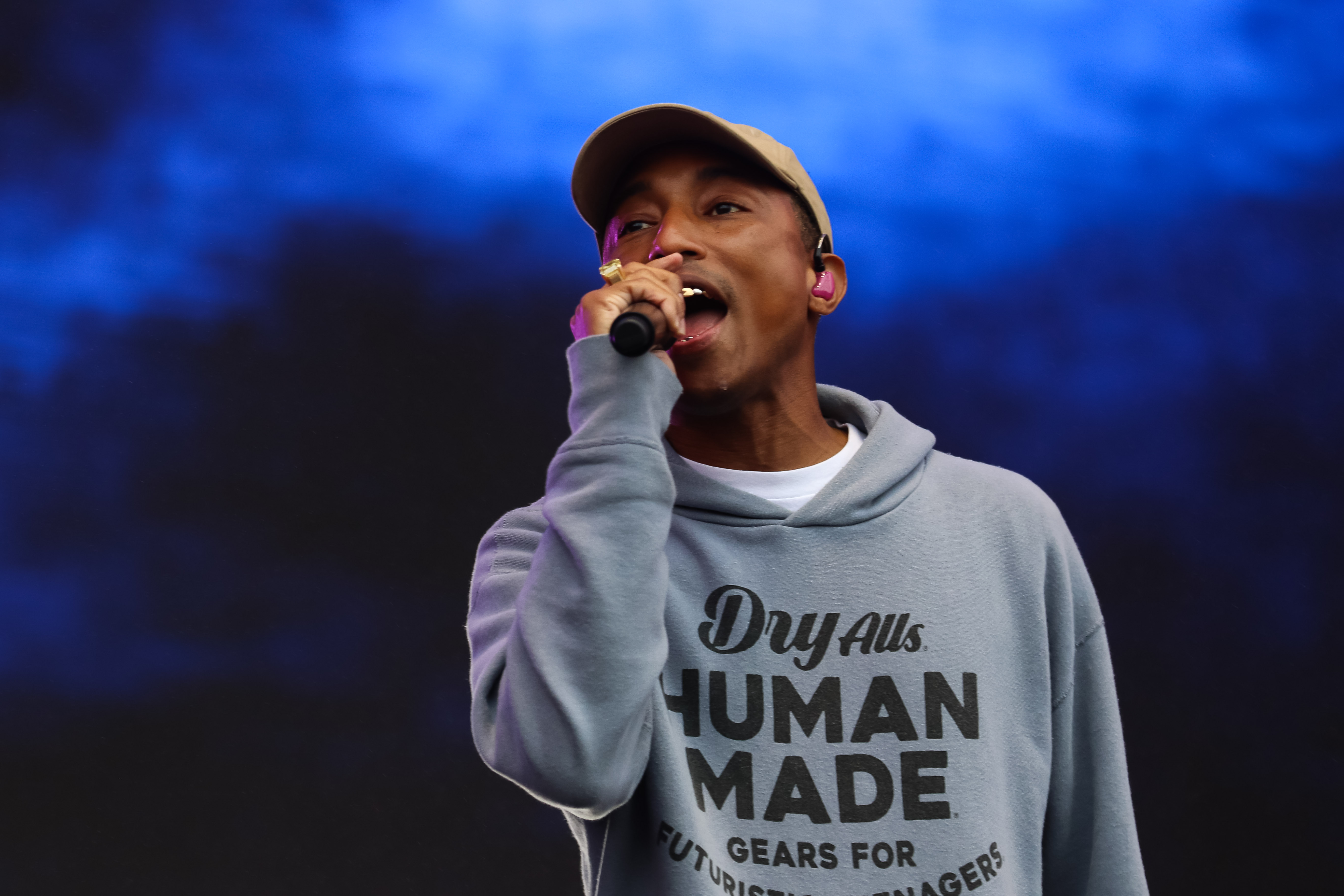 HUMANRACE by Pharell. Trzy kroki do urody