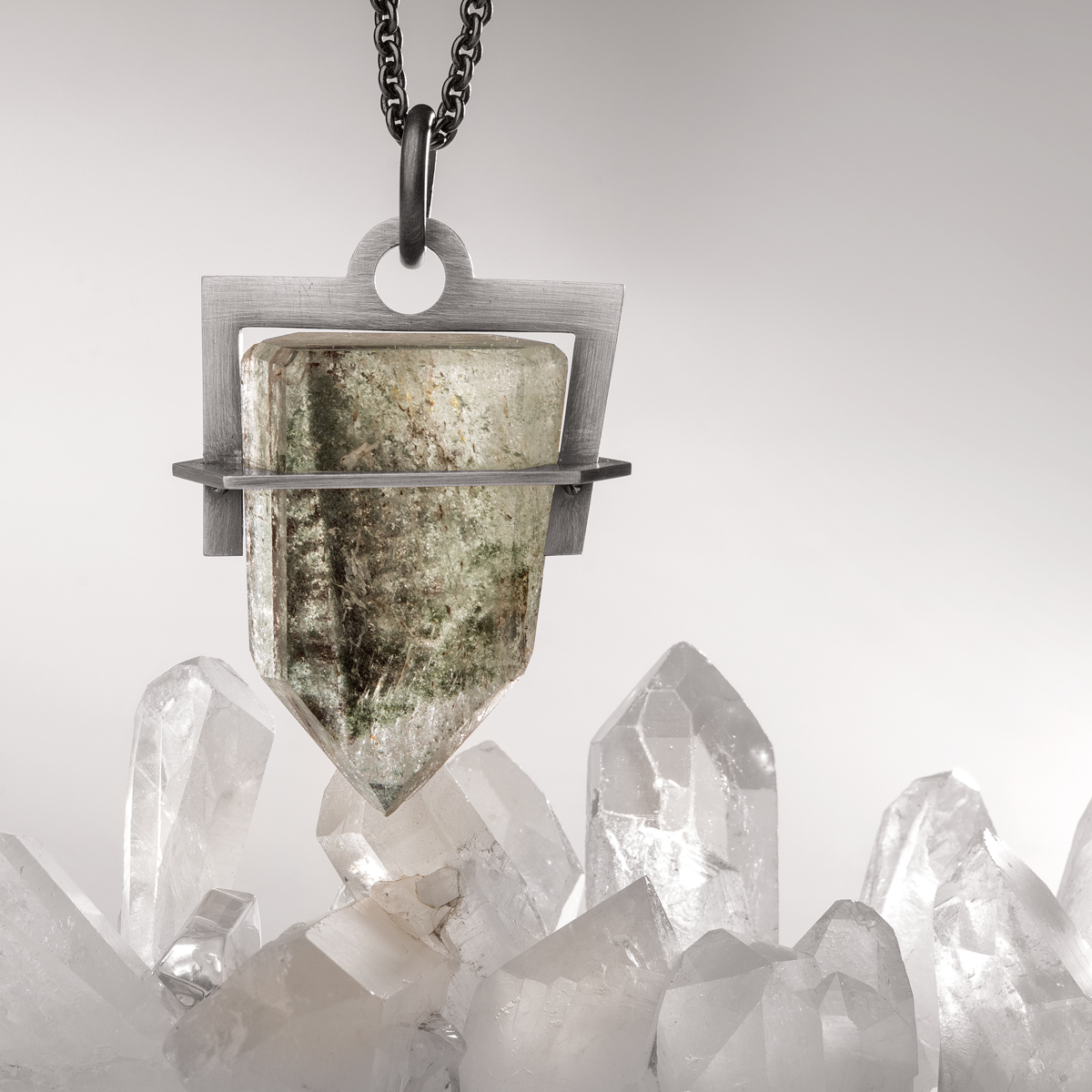 Terra by ORSKA.  Poczuj energię kryształów