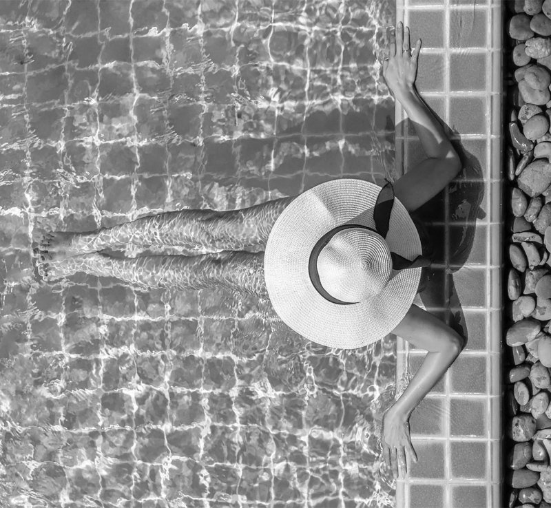 Samo picie wody to za mało, żeby ugasić pragnienie twojej skóry. W In&Out docieramy do źródła