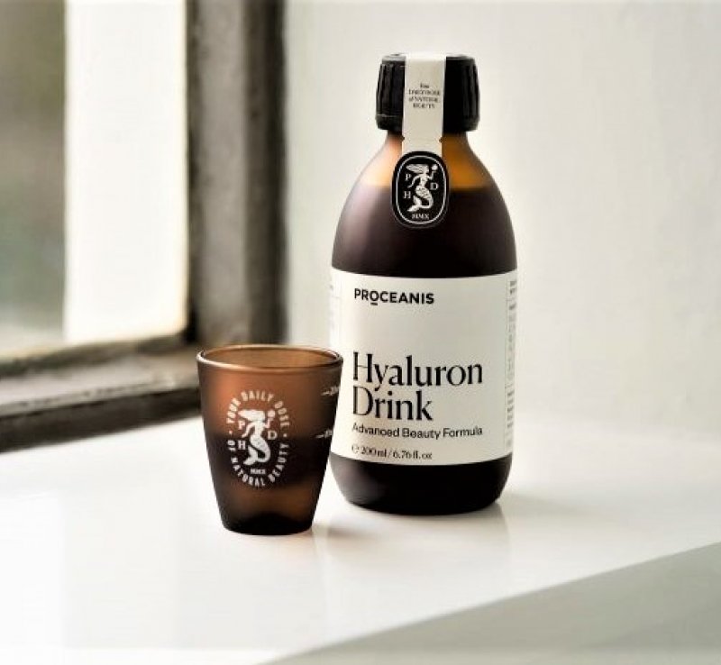 Kwas hialuronowy do picia. Nawilż skórę od środka!