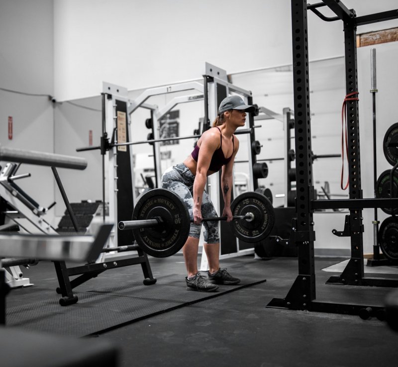 Chcesz poprawić formę? Polecamy martwy ciąg! 