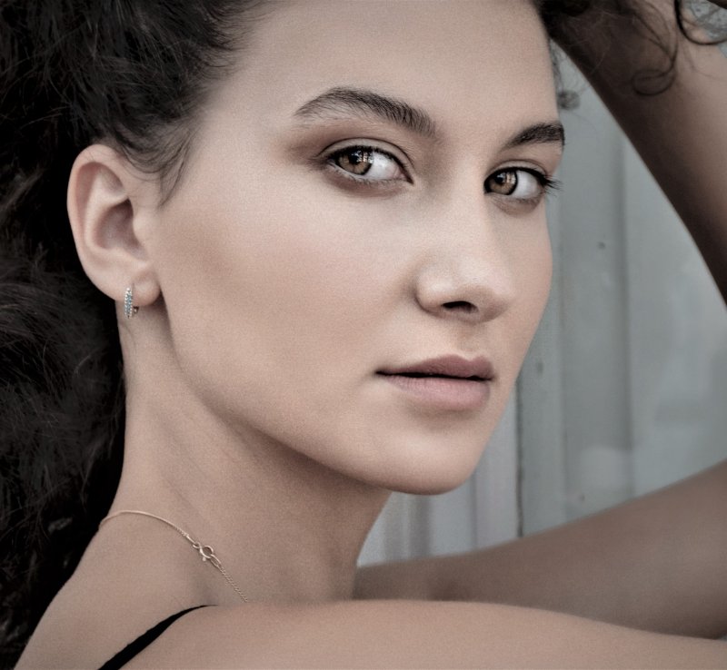 Cienie i zmarszczki pod oczami? Mamy na to sposób