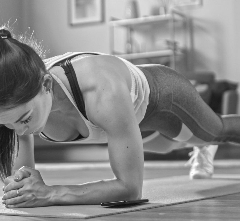 Czas na deskę, czyli PLANK! Ćwiczyć każdy może